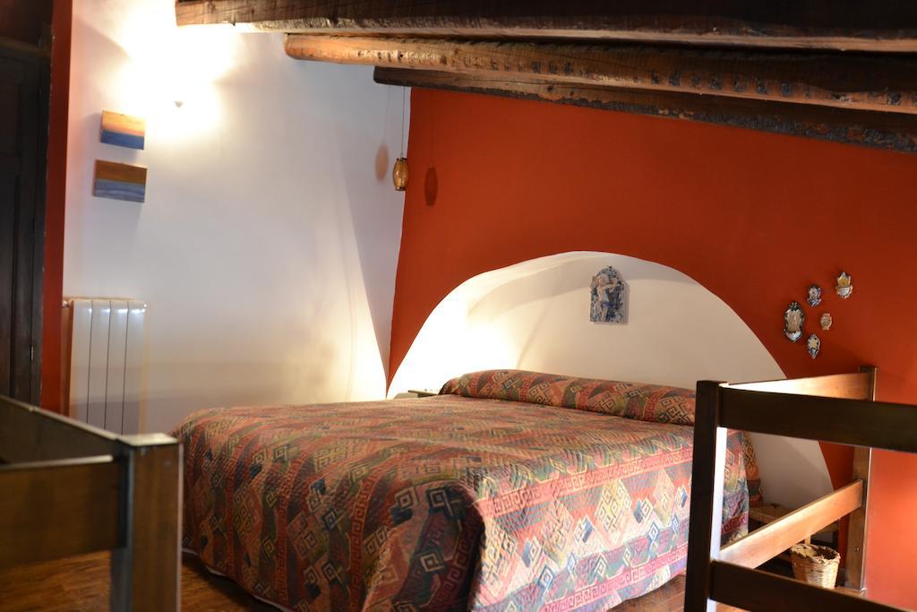 La Casa Del Pittore Di Petralia Petralia Soprana Exterior foto